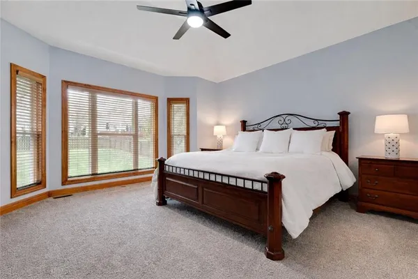$700,000 | 207 Saponi Lane, Lake Winnebago, MO 64034