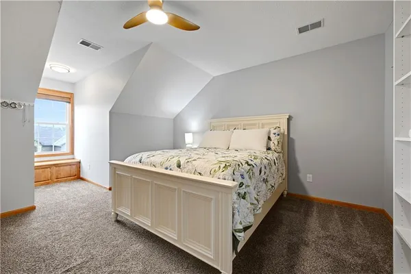 $700,000 | 207 Saponi Lane, Lake Winnebago, MO 64034