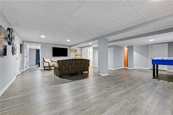 $700,000 | 207 Saponi Lane, Lake Winnebago, MO 64034