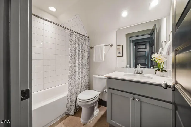 $615,000 | 260 Quarter Gate Chapel Hill, Chapel Hill, NC 27516