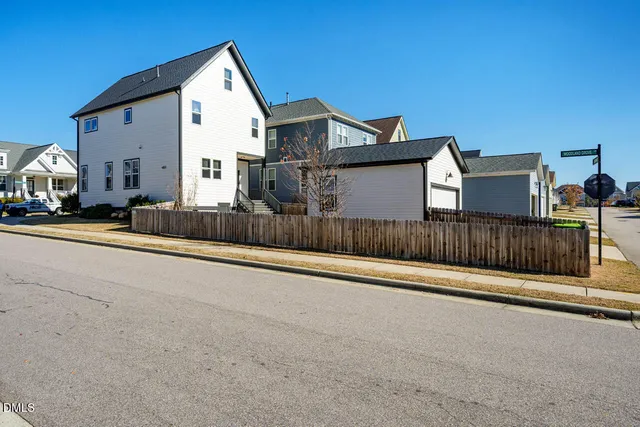 $615,000 | 260 Quarter Gate Chapel Hill, Chapel Hill, NC 27516