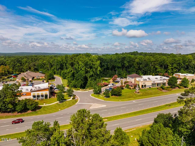 $615,000 | 260 Quarter Gate Chapel Hill, Chapel Hill, NC 27516