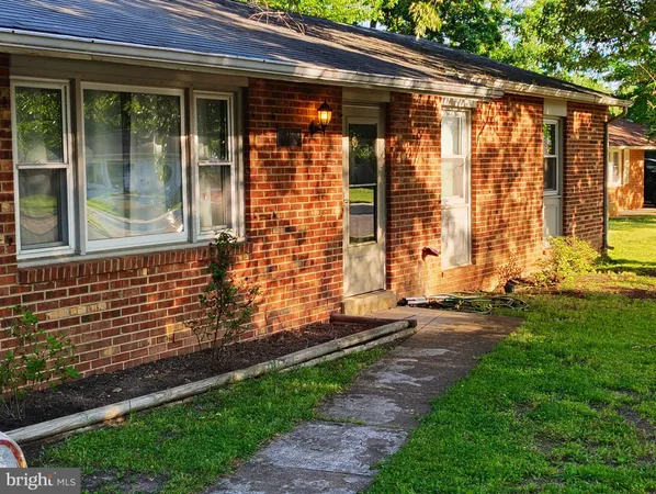 $3,095 | 936 Longfellow Court, Herndon, VA 20170