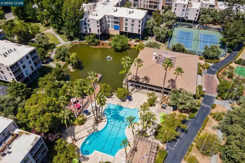 $375,000 | 300 North Civic Drive, Unit 303, Walnut Creek, CA 94596