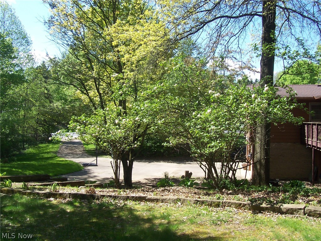 4018 Woodthrush Road Akron, OH 44333 - Photo 27 of 35