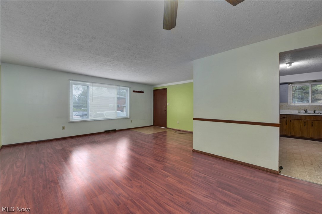 14461 Triskett Road Cleveland, OH 44111 - Photo 4 of 22 Gallery Image 4