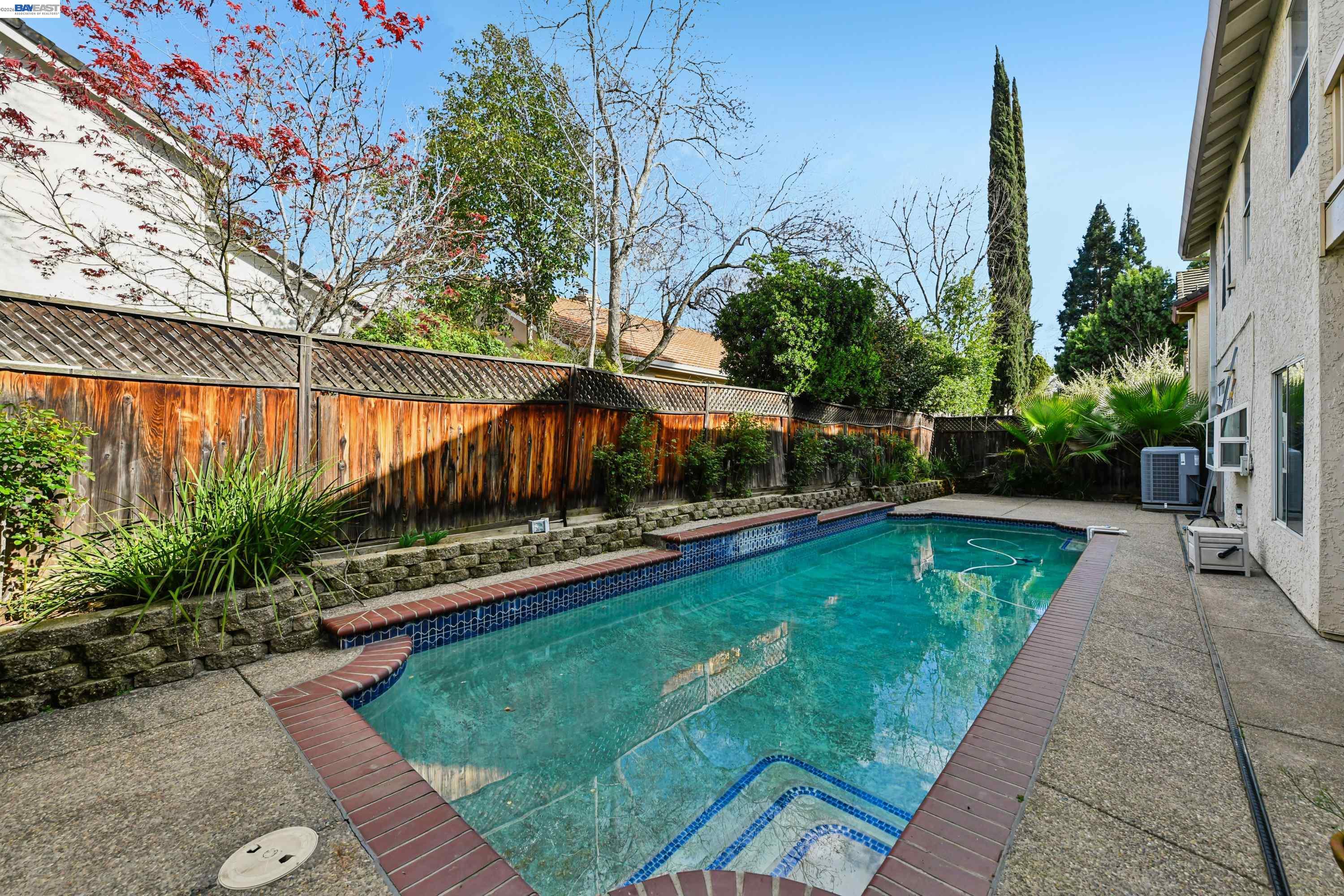 110 Conductor Way Folsom, CA 95630 - Photo 26 of 27 a view of a backyard with swimming pool