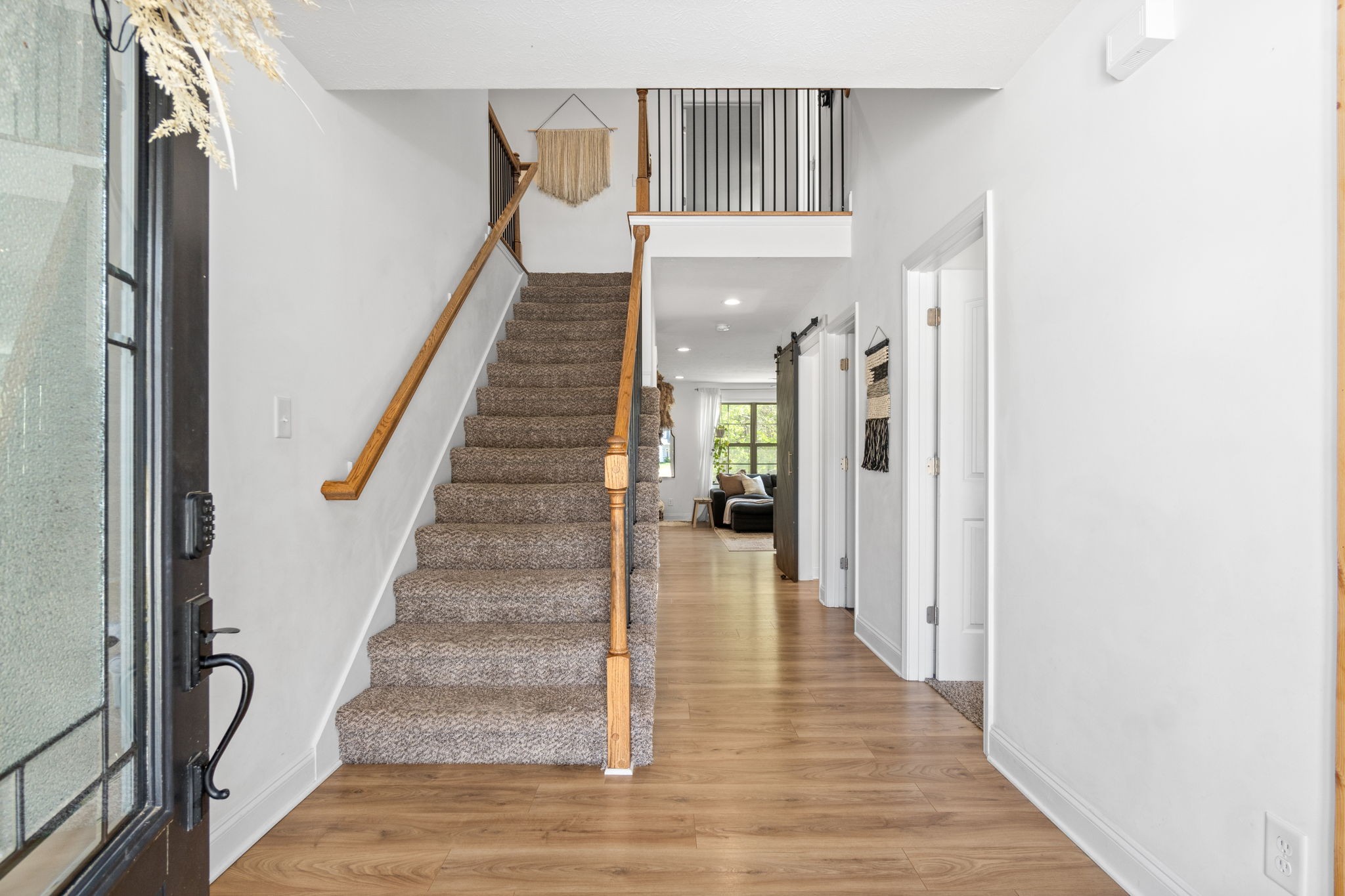 1653 Rains Road Clarksville, TN 37042 - Photo 4 of 53 Gallery Image 4