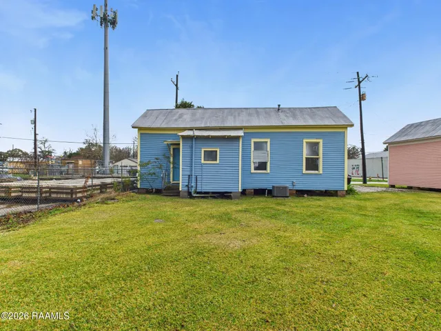 $1,275 | 405 East Convent Street, Lafayette, LA 70501