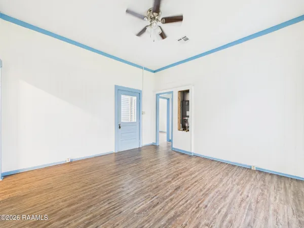 $1,275 | 405 East Convent Street, Lafayette, LA 70501