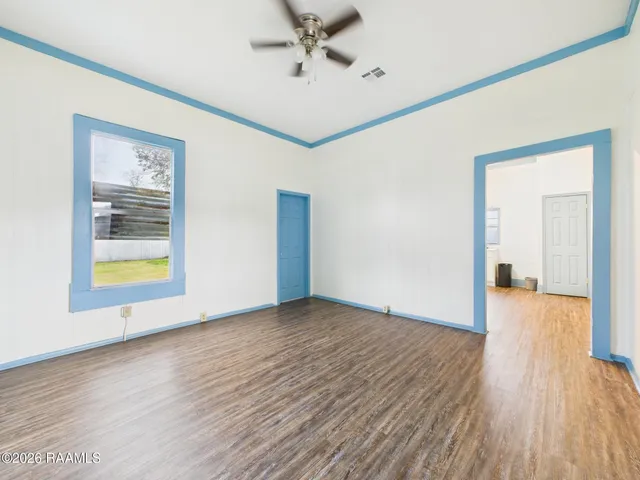 $1,275 | 405 East Convent Street, Lafayette, LA 70501