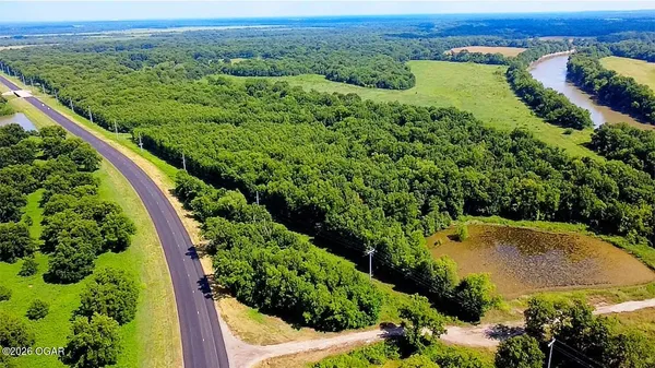 $1,656,000 | Undisclosed Address, Chetopa, KS 67336