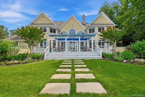 $5,100,000 | 14 Woodcock Lane, Old Field, NY 11733