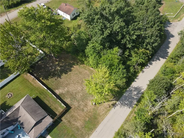 $29,000 | 529 Roanoke Avenue, Evans, NY 14006