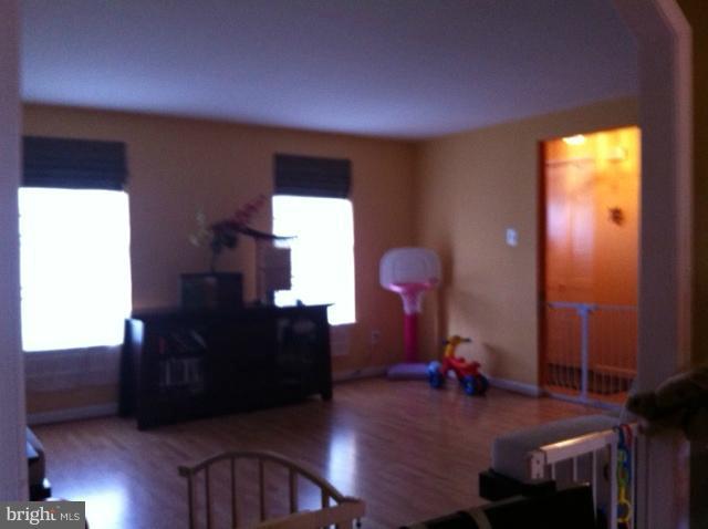 3902 Millner Road Nottingham, MD 21236 - Photo 6 of 19 Living Room