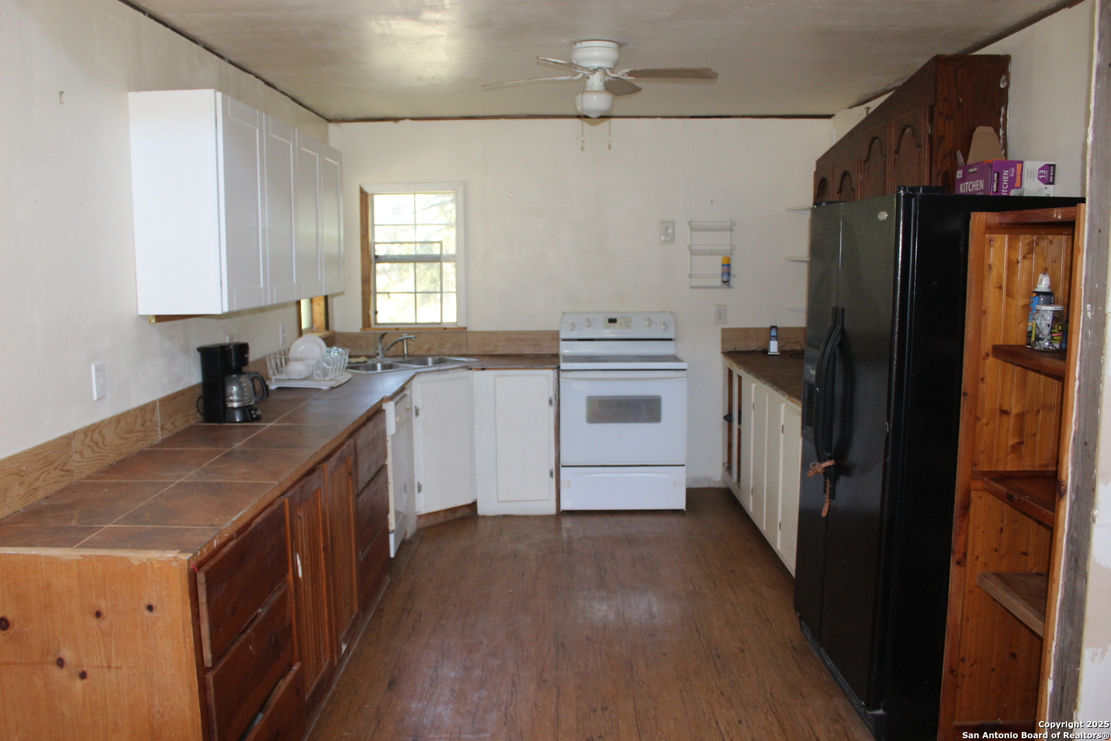 343 West Headwaters Ranch Road Kendalia, TX 78027 - Photo 9 of 25