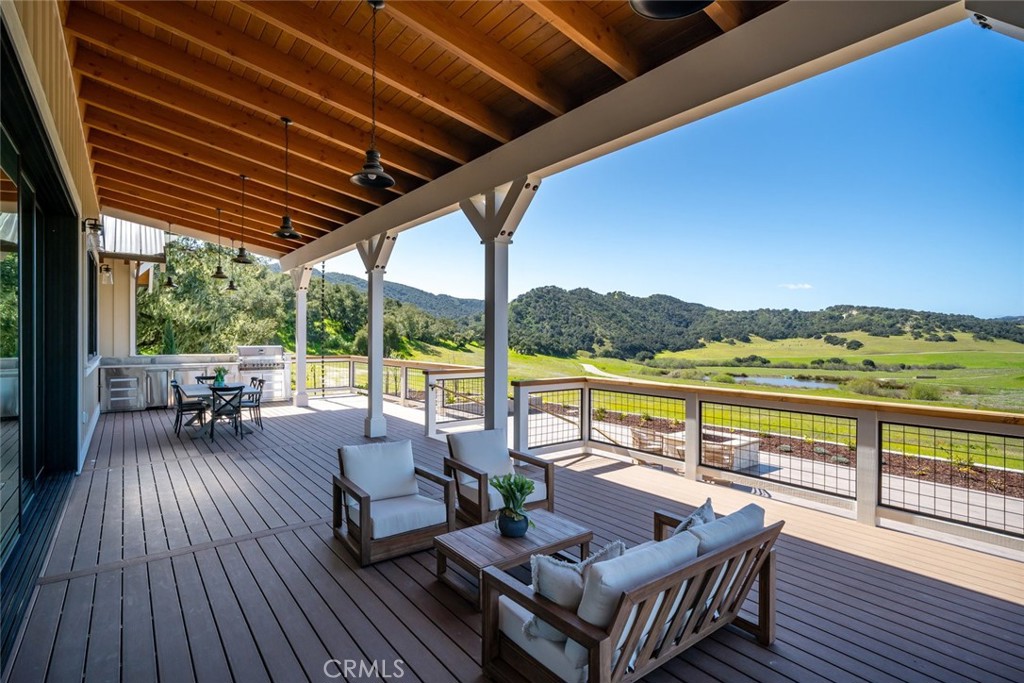 610 Spanish Springs Drive San Luis Obispo, CA 93401 - Photo 14 of 75 a view of outdoor space with seating area