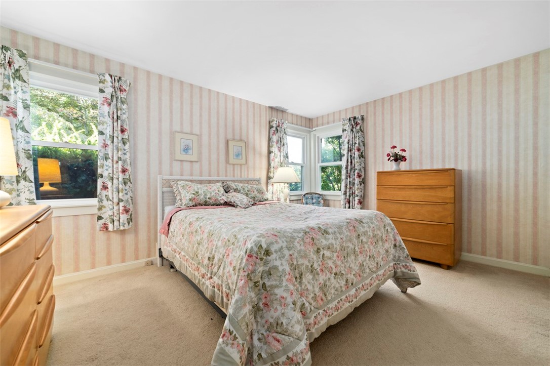 11 Stuart Street Westerly, RI 02891 - Photo 24 of 32 Gallery Image 24