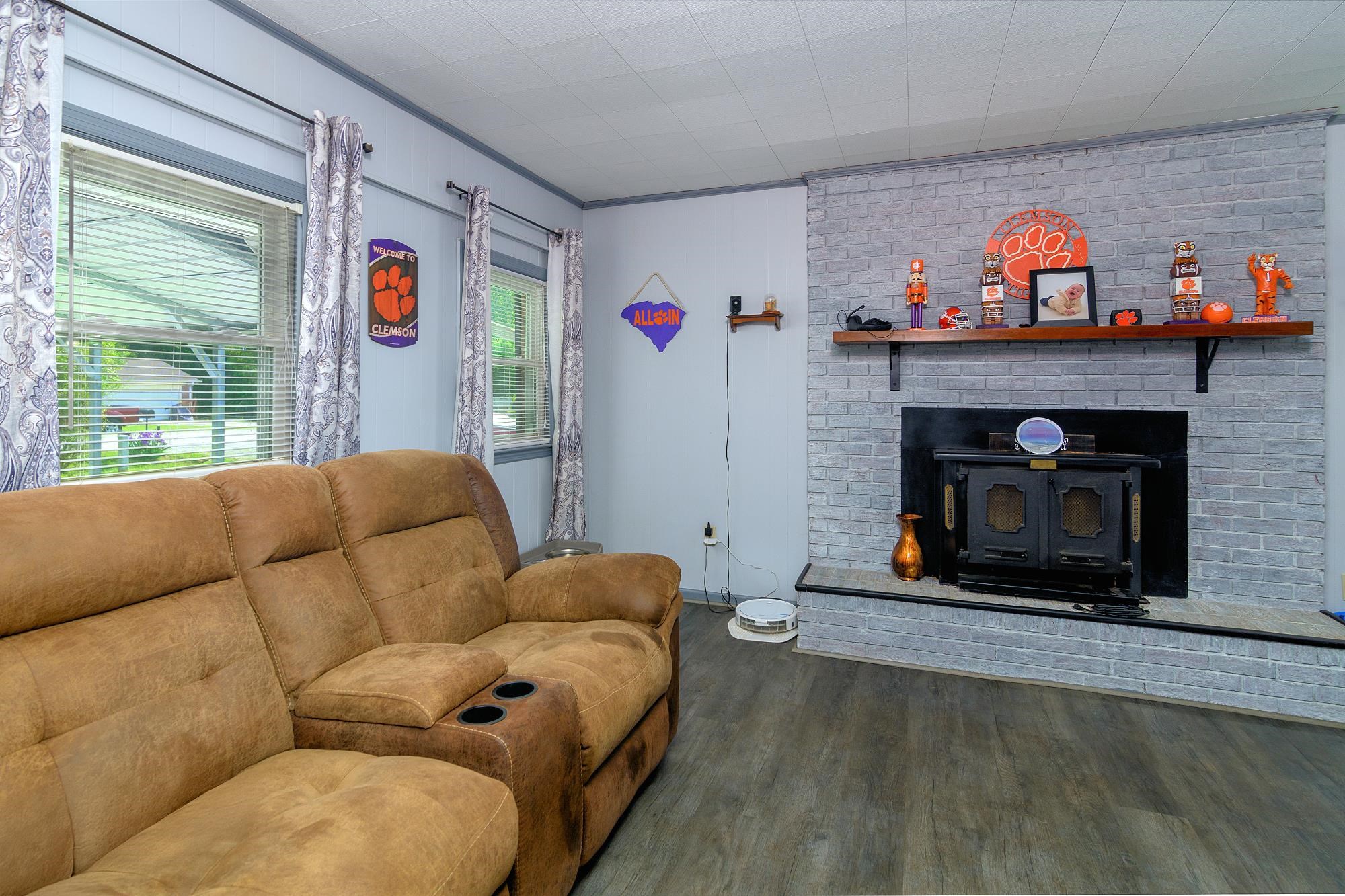 126 Country Club Road Gaffney, SC 29340 - Photo 12 of 32