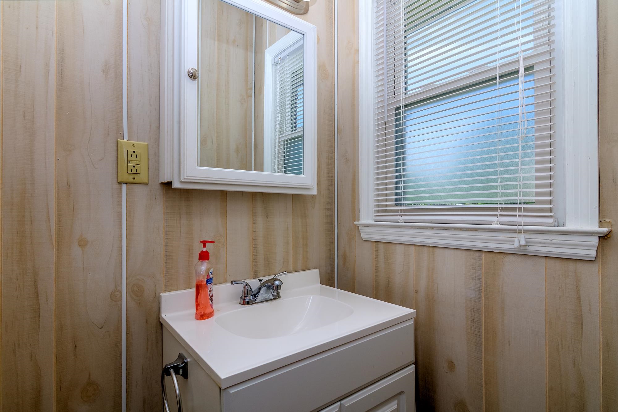 126 Country Club Road Gaffney, SC 29340 - Photo 27 of 32