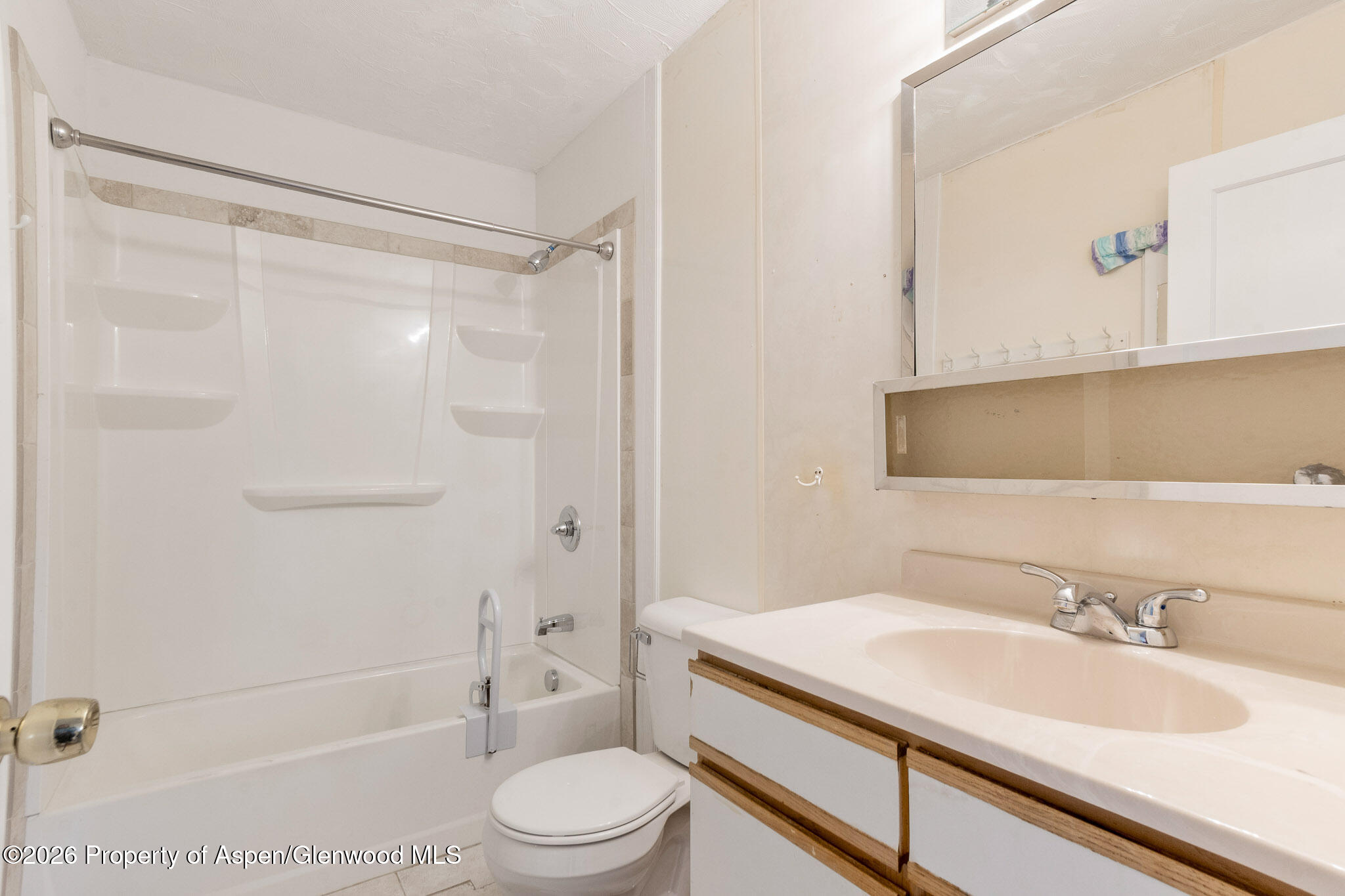 213 County Road 332 Rifle, CO 81650 - Photo 10 of 19 MLS Online Version-12