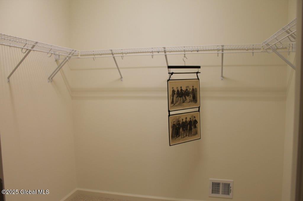 1468 Castleridge Road Schodack, NY 12033 - Photo 19 of 21 105 Barbara - Master Closet
