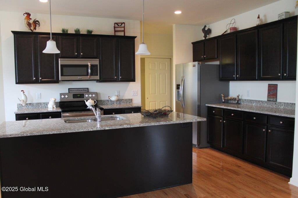 1468 Castleridge Road Schodack, NY 12033 - Photo 6 of 21 105 Barbara - Kitchen