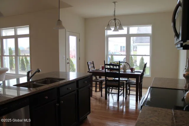 $563,900 | 1468 Castleridge Road, Schodack, NY 12033