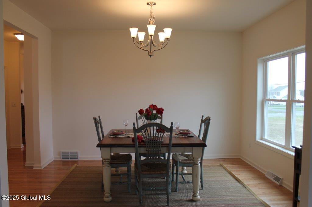 1468 Castleridge Road Schodack, NY 12033 - Photo 10 of 21 105 Barbara - Dining Room (2)