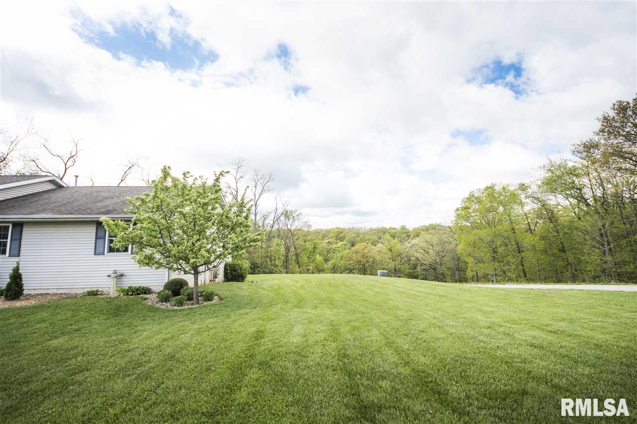 1555 Hickory Point Road Metamora, IL 61548 - Photo 31 of 36