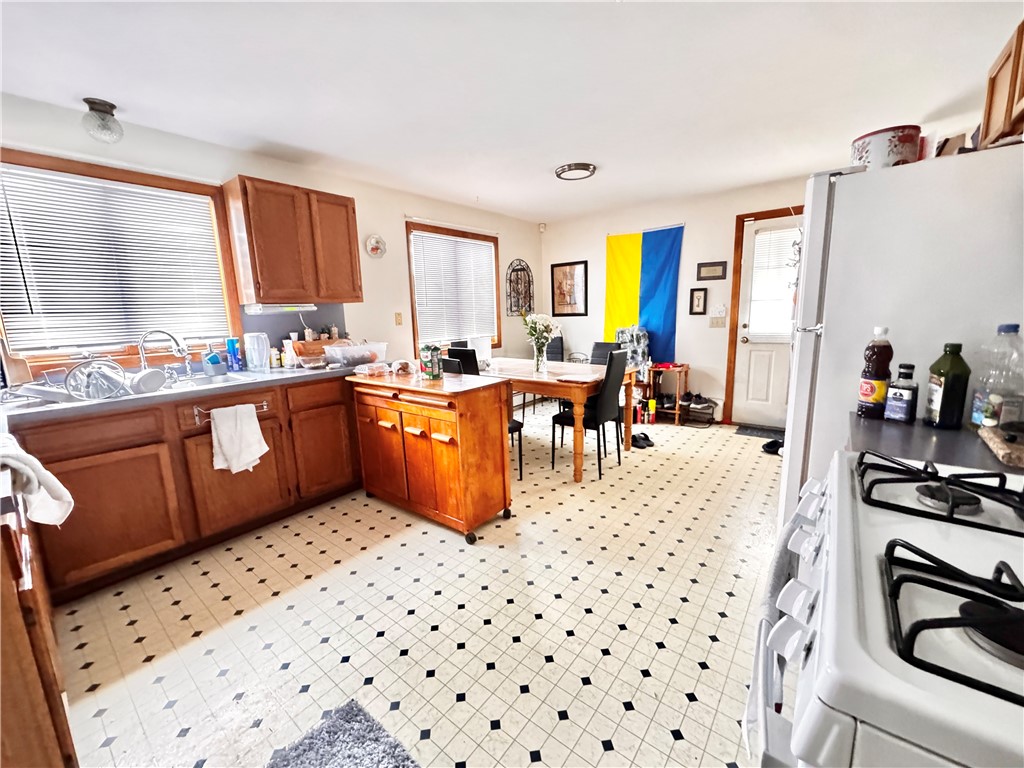 194 Progress Avenue Providence, RI 02909 - Photo 18 of 25