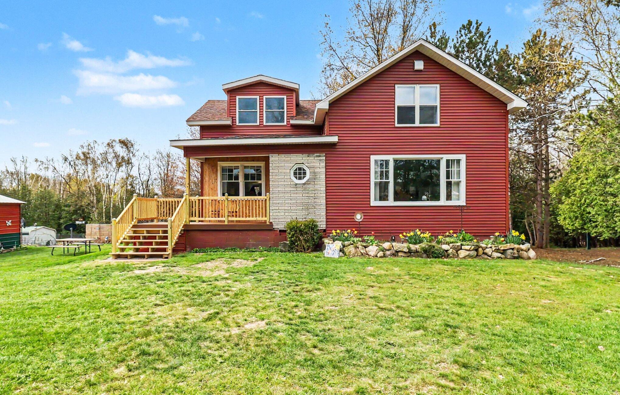 3625 South County Line Road Manistee, MI 49660 - Photo 2 of 34 Front of House