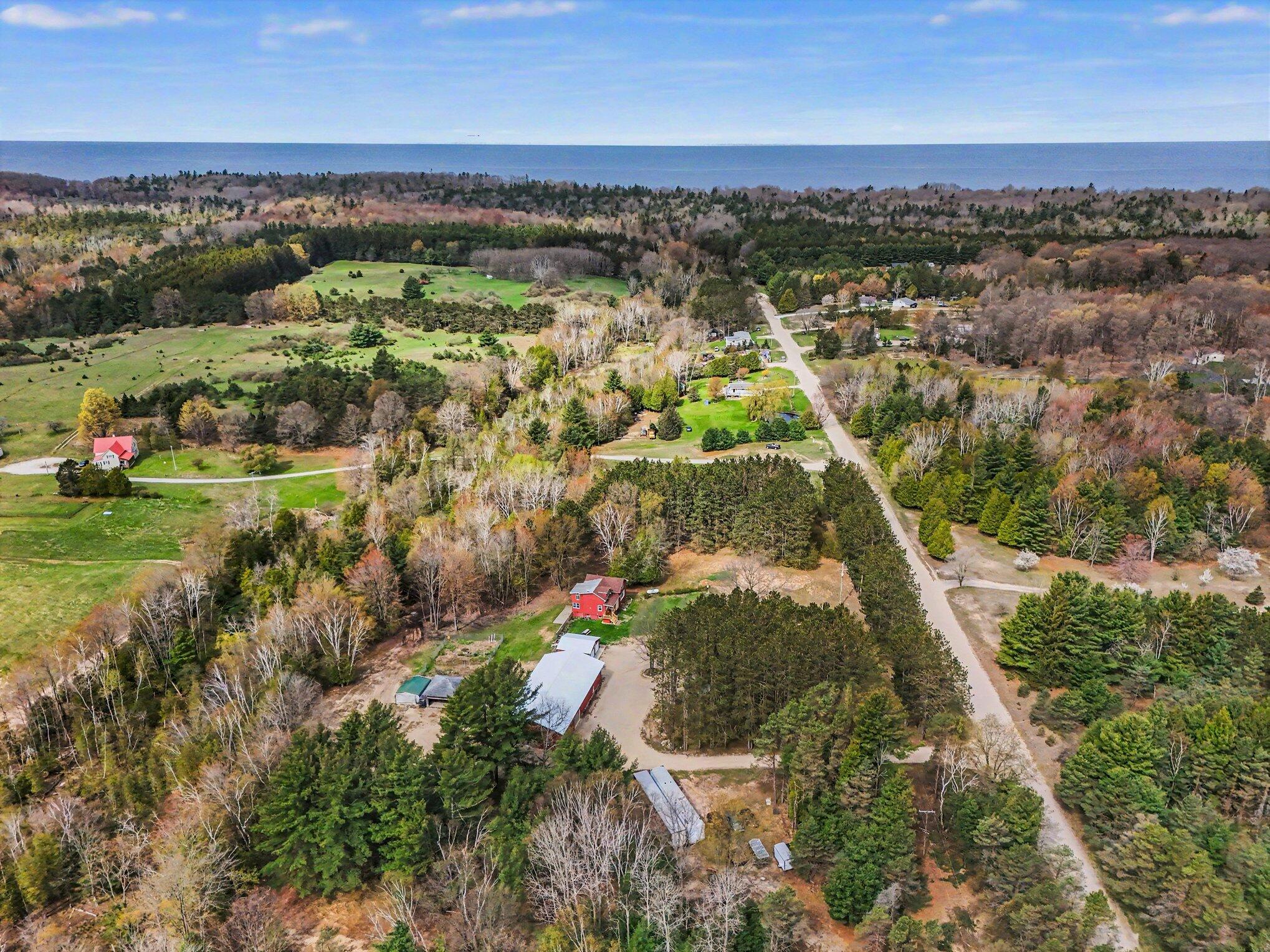 3625 South County Line Road Manistee, MI 49660 - Photo 32 of 34 027_file_4296
