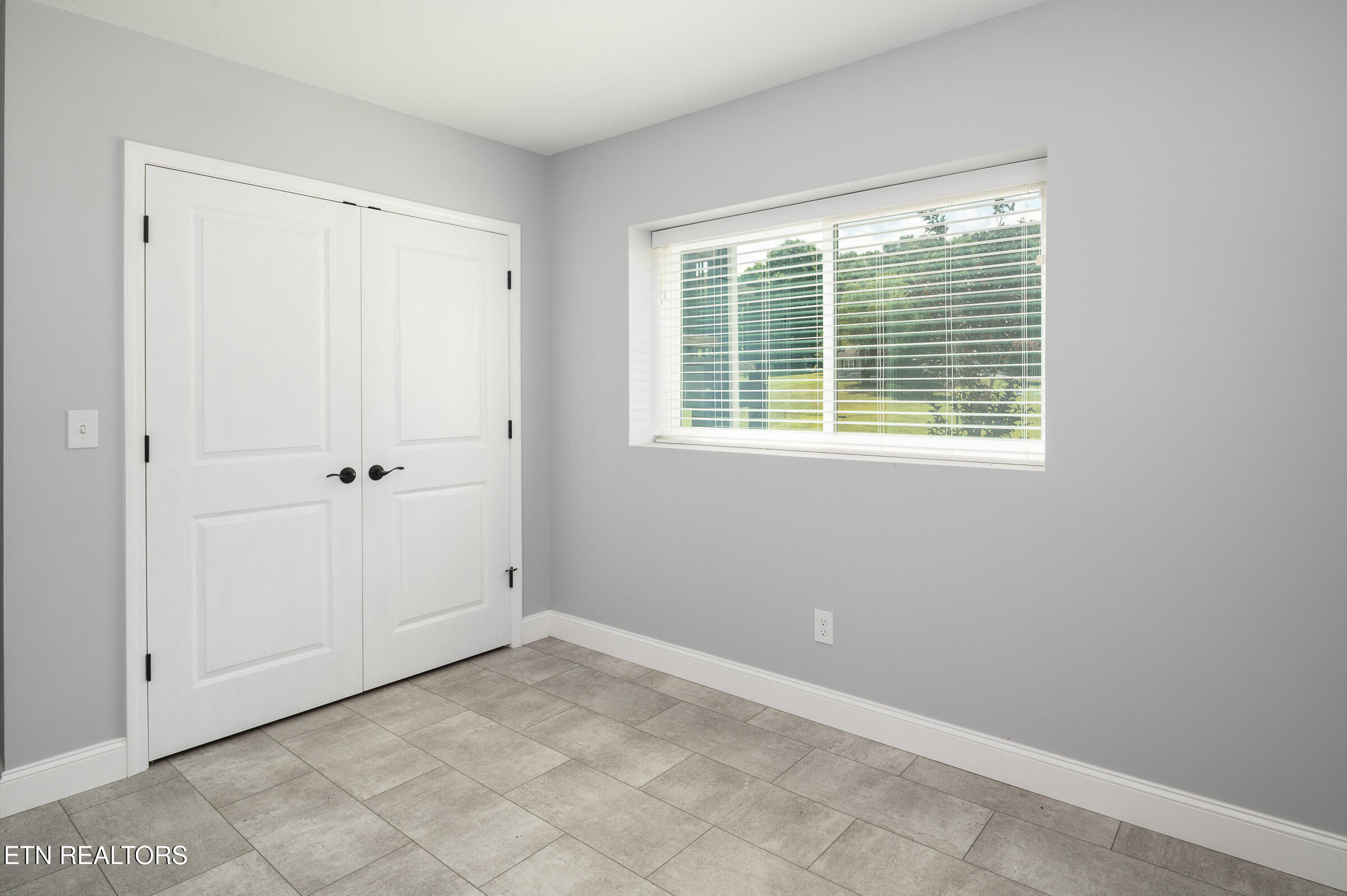 7090 Loudon Ridge Road Lenoir City, TN 37771 - Photo 22 of 28 Office