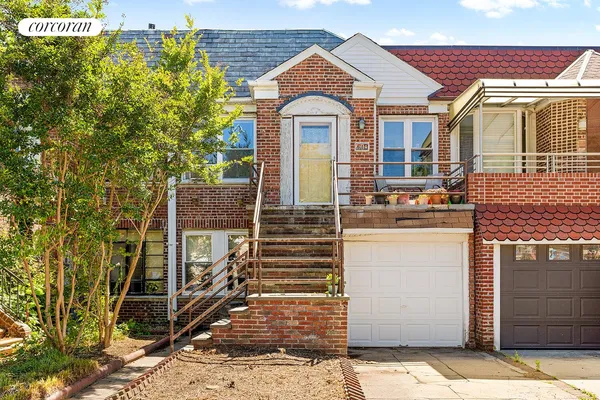 $999,000 | 119 Pembroke Street | Manhattan Beach