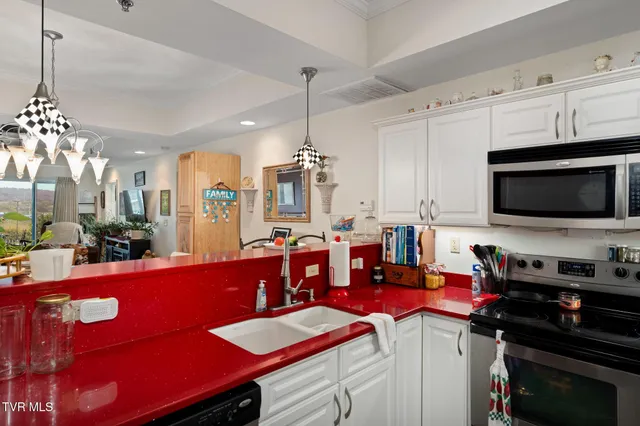 $209,900 | 210 Raceday Center Drive, Unit 1105, Bristol, TN 37620