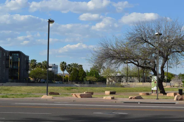 $1,525 | 1701 East Colter Street, Unit 454, Phoenix, AZ 85016