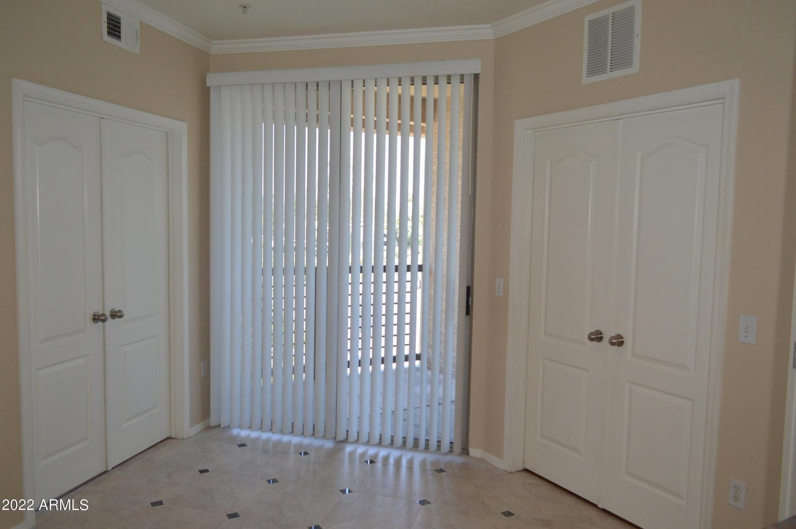 1701 East Colter Street, Unit 454 Phoenix, AZ 85016 - Photo 26 of 40 a view of a livingroom with an empty space