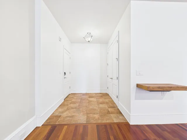 $499,900 | 300 Wall Street, Unit 201, St. Paul, MN 55101