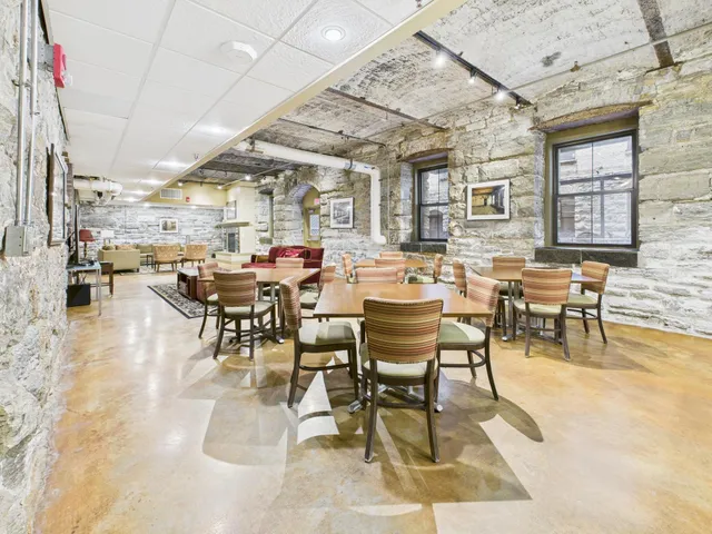 $499,900 | 300 Wall Street, Unit 201, St. Paul, MN 55101