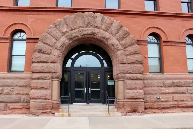 $499,900 | 300 Wall Street, Unit 201, St. Paul, MN 55101