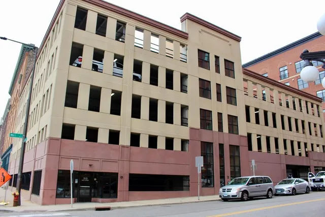 $499,900 | 300 Wall Street, Unit 201, St. Paul, MN 55101