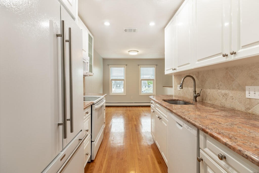 84 Walpole Street, Unit 6C Canton, MA 02021 - Photo 8 of 26 Gallery Image 8