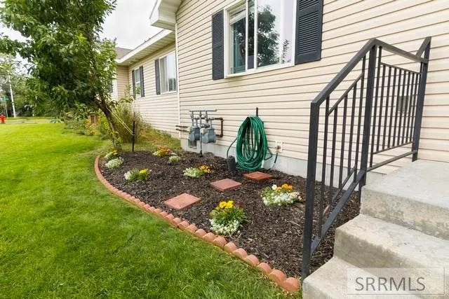 $328,000 | 115 South 4th West, Rexburg, ID 83440