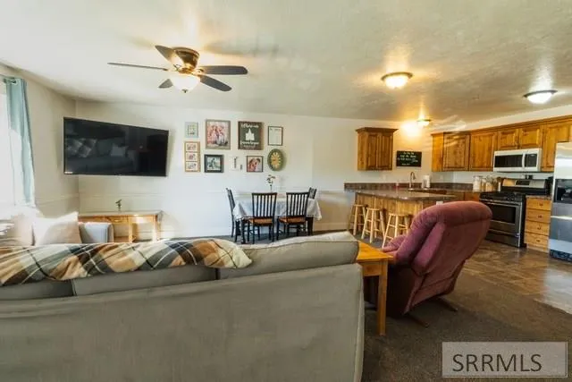 $328,000 | 115 South 4th West, Rexburg, ID 83440