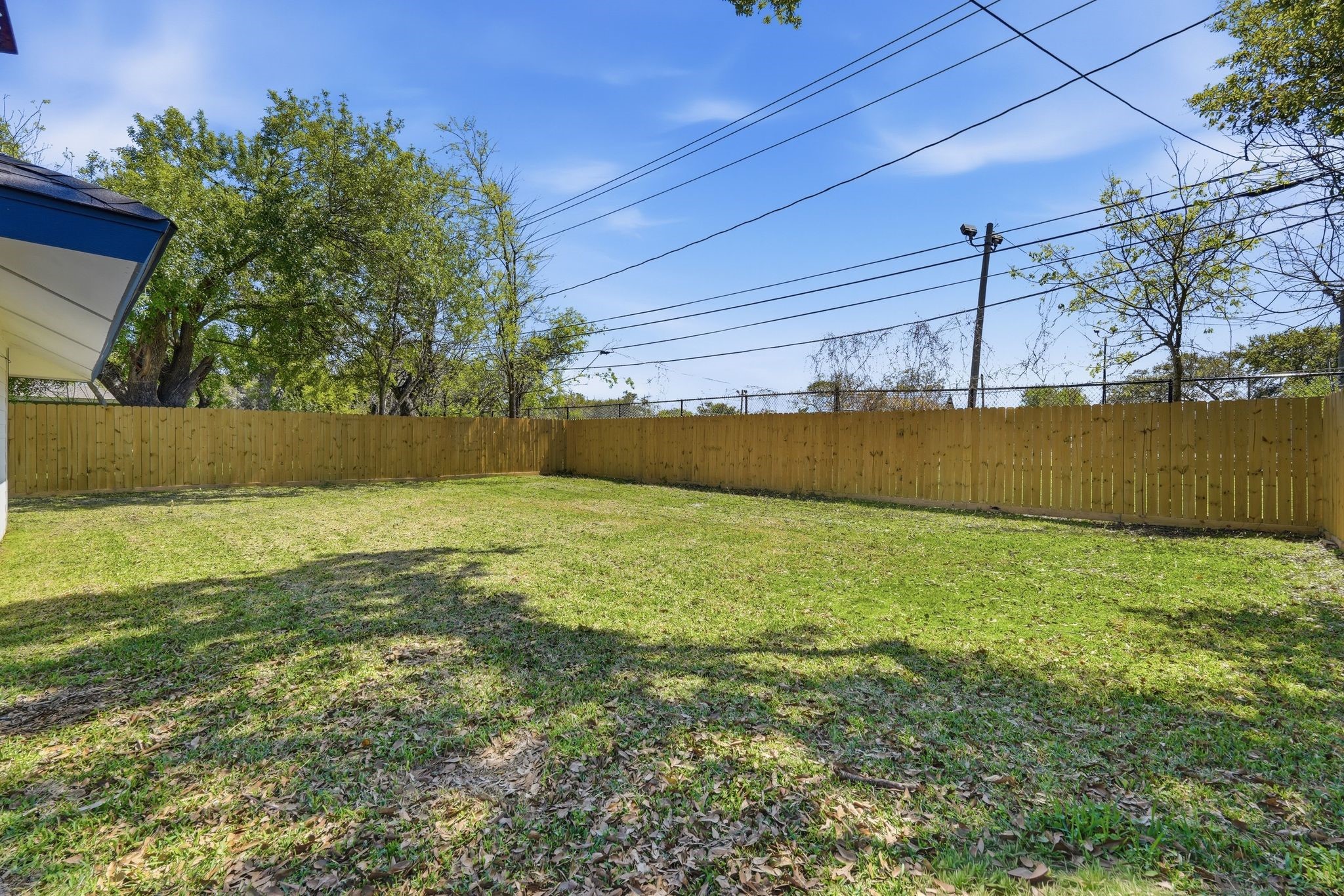 5962 Ridgeway Drive Houston, TX 77033 - Photo 19 of 22