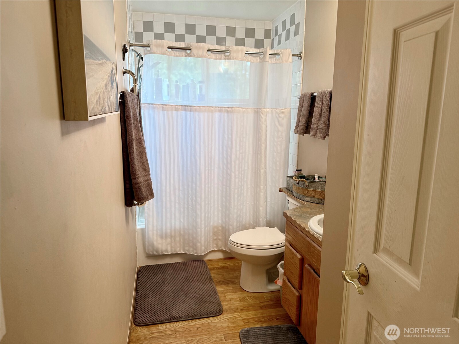 11477 Tulin Road Northeast Kingston, WA 98346 - Photo 11 of 36