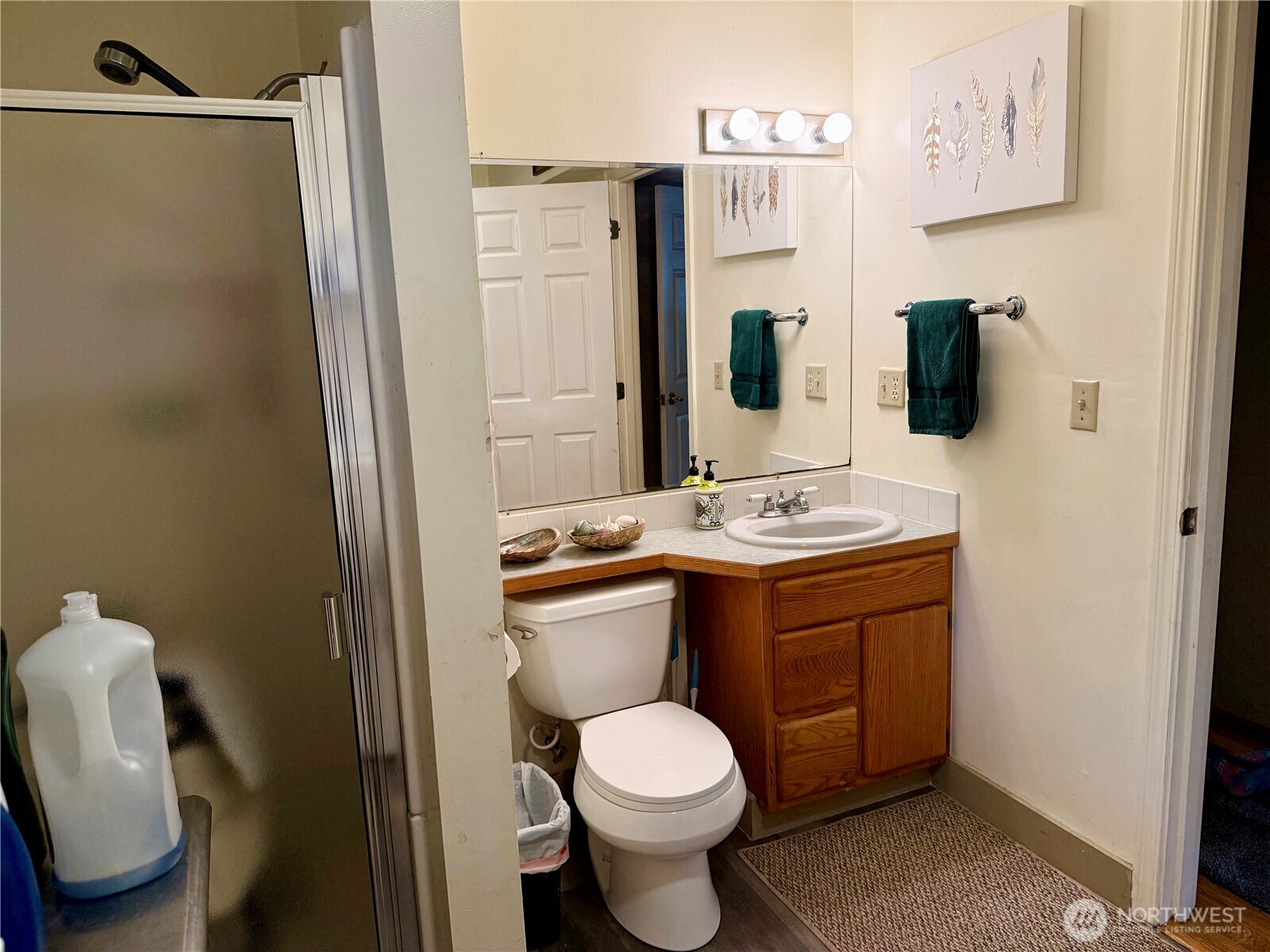 11477 Tulin Road Northeast Kingston, WA 98346 - Photo 14 of 36