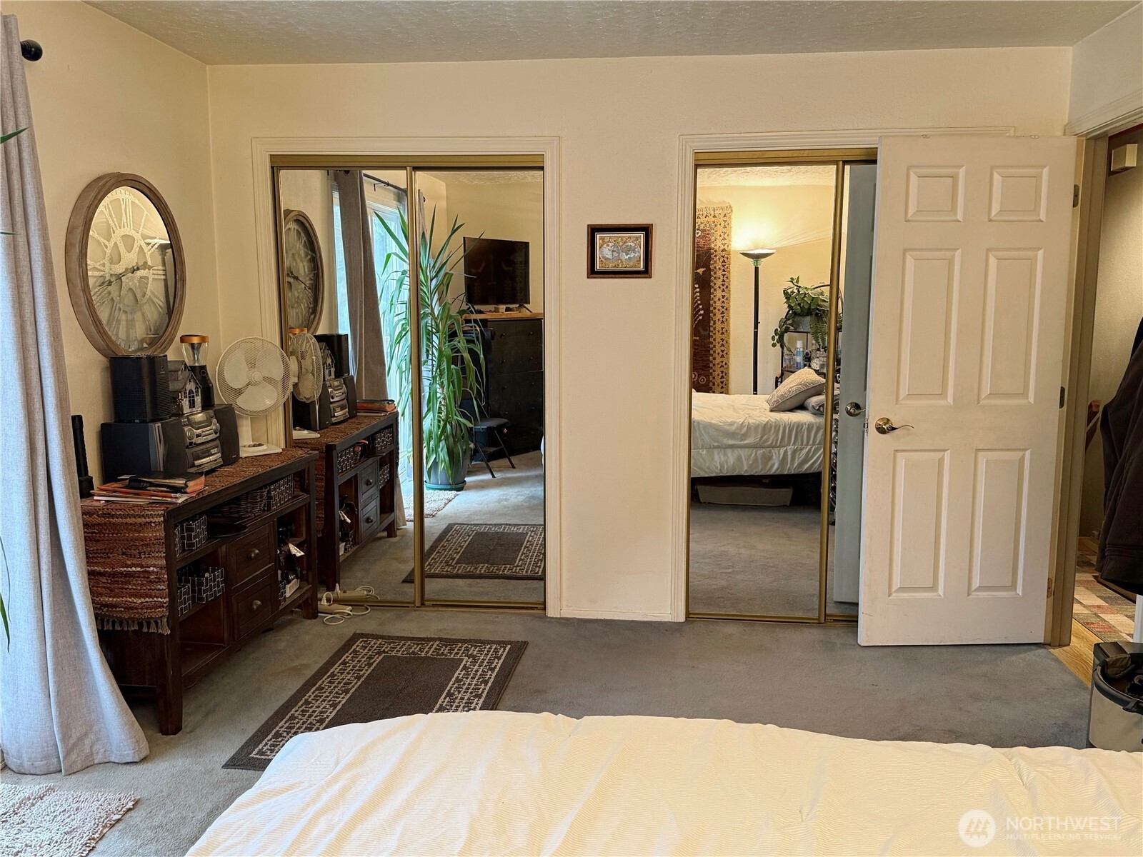 11477 Tulin Road Northeast Kingston, WA 98346 - Photo 8 of 36