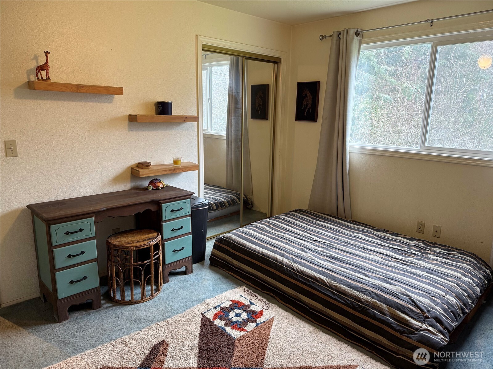 11477 Tulin Road Northeast Kingston, WA 98346 - Photo 10 of 36